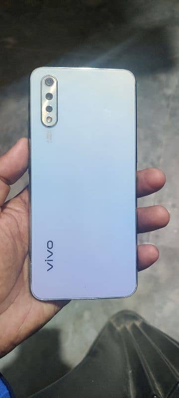 vivo s1 pro 8,+256gb sath box ha chgar nhi ha 2