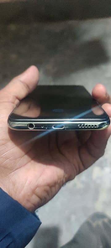 vivo s1 pro 8,+256gb sath box ha chgar nhi ha 6