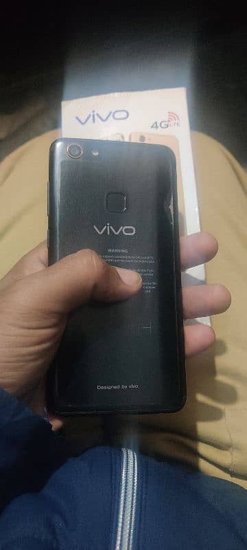 vivo y75 6+128gb sath box chgar ha 4