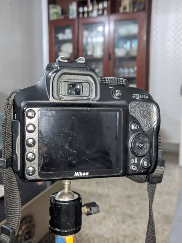 Nikon d3400 with 2 lenses 4