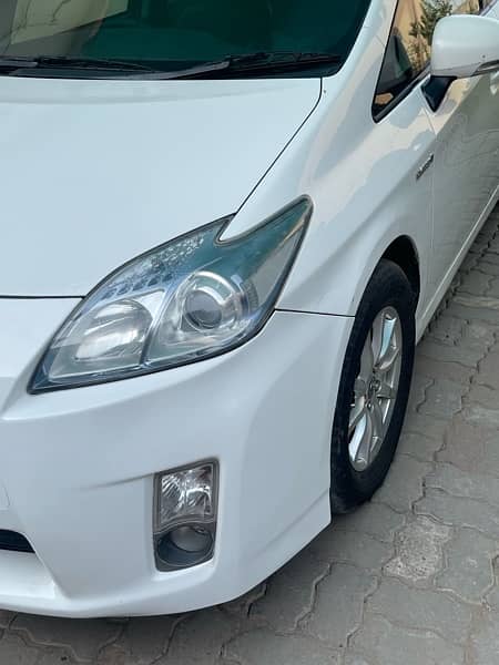 Toyota Prius 2011 6