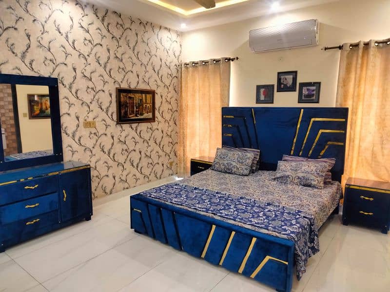 Fully Furnished Artistic House In DHA Phase-7!! Short-Long Term. 11