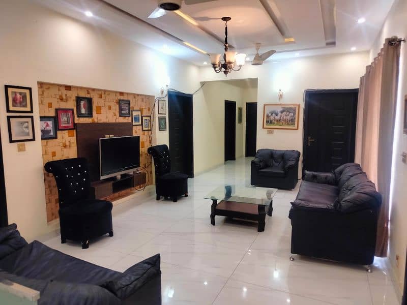 Fully Furnished Artistic House In DHA Phase-7!! Short-Long Term. 14