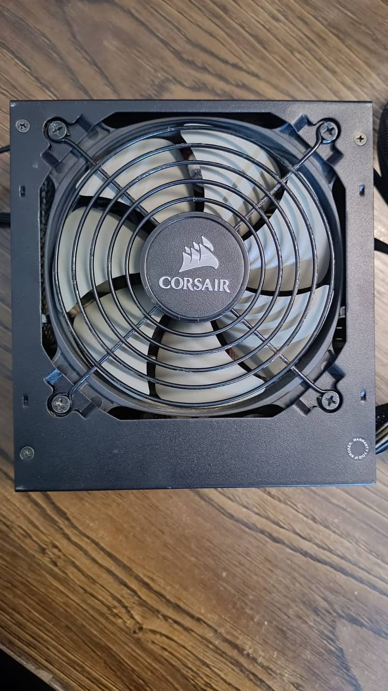 Corsair  TX550M — 550 Watt 80 Plus® Gold Certified PSU 2