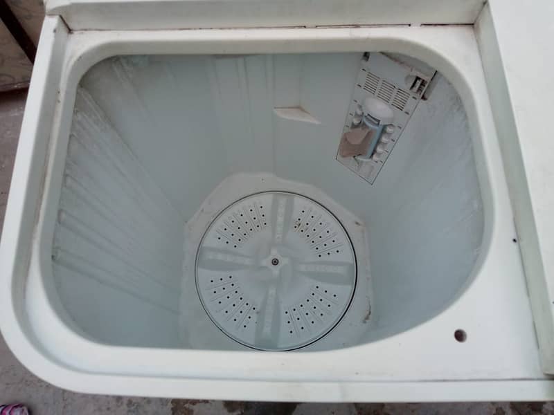 Haier Washing machine for sale Demand 13,000/- Good condition  (Dryer 3