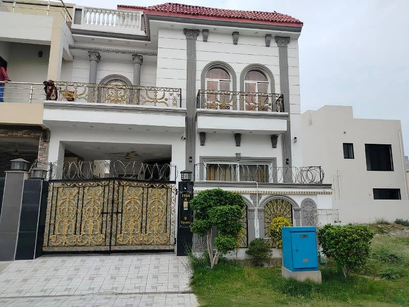 Nice 5 Marla Fully Furnished House Available For Short-Long Term 16