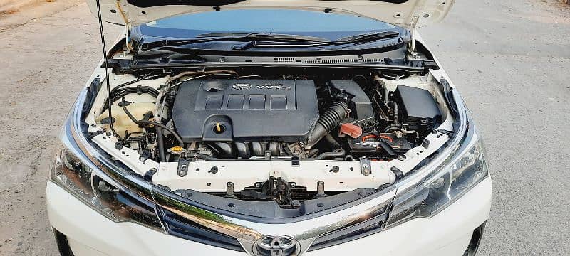 Toyota Corolla Altis 2017 First owner total Genuine 17