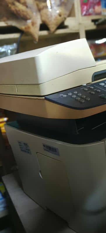 printer with scanner hp in 10/10 condition 0