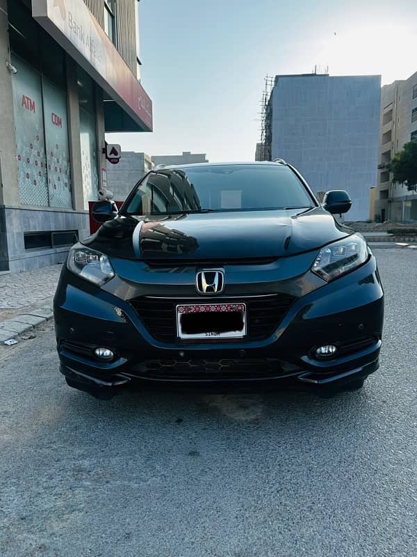 Honda Vezel Hybrid Z 1