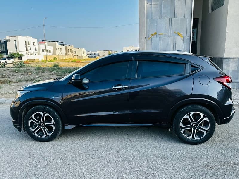 Honda Vezel Hybrid Z 2