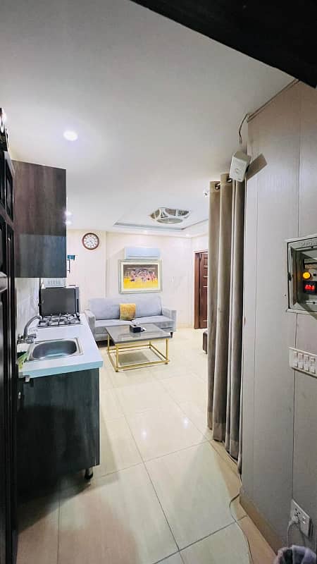 One bedroom apartment for rent on daily basis in bahria town lahore 6