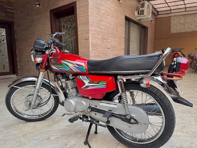 honda 125 2023 4