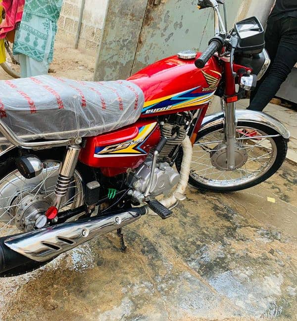 Honda 125 CG for sale my call WhatsApp 0327/87/27/461 1