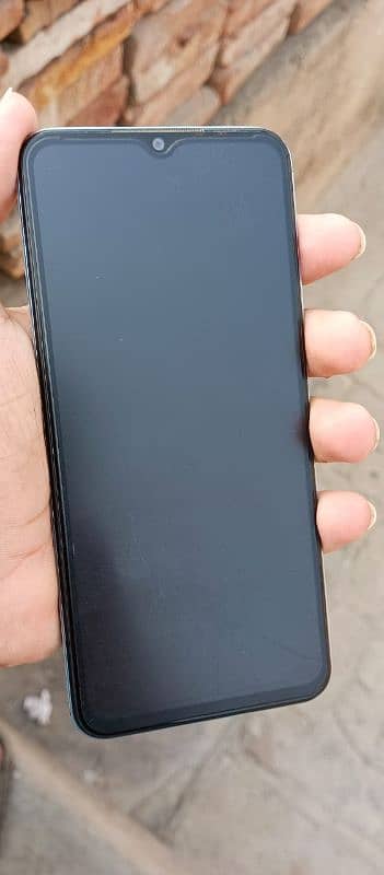 vivo y21 4gb ram 64 gb rom 1