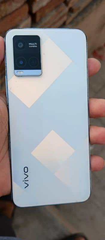 vivo y21 4gb ram 64 gb rom 2