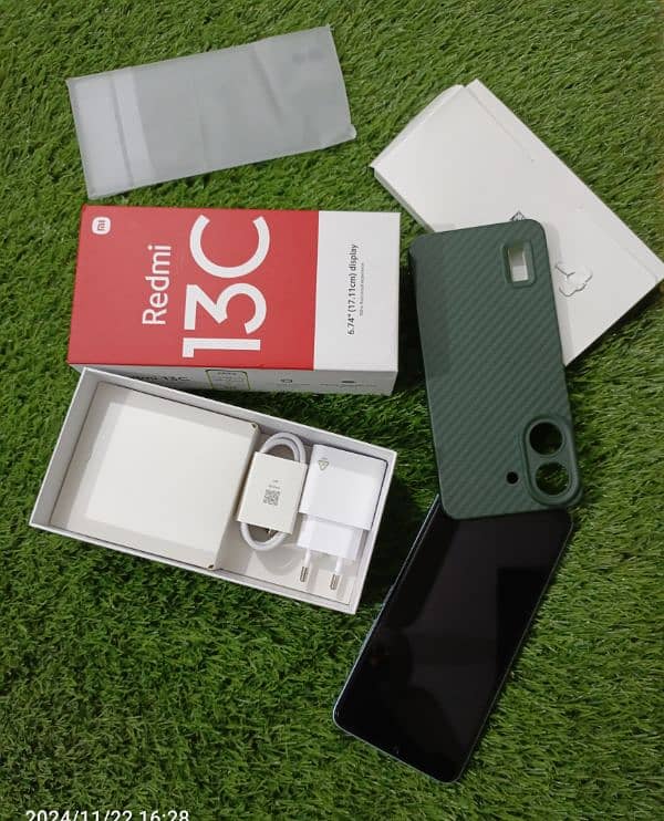 Redmi 13 c  Glacier White Colour 3