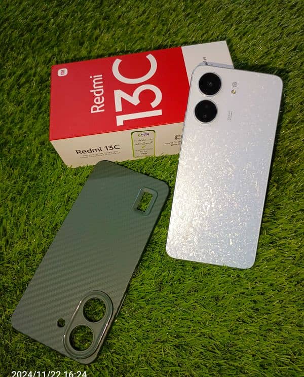 Redmi 13 c  Glacier White Colour 4