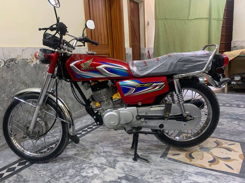 Honda 125. . 22 modal. Islamabad number. 0