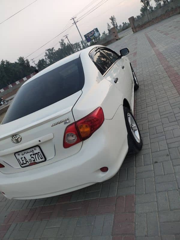 Toyota Corolla GLI 2009 19