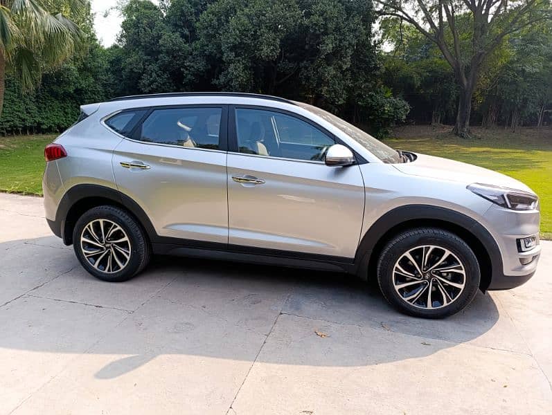 Hyundai Tucson 2024 4