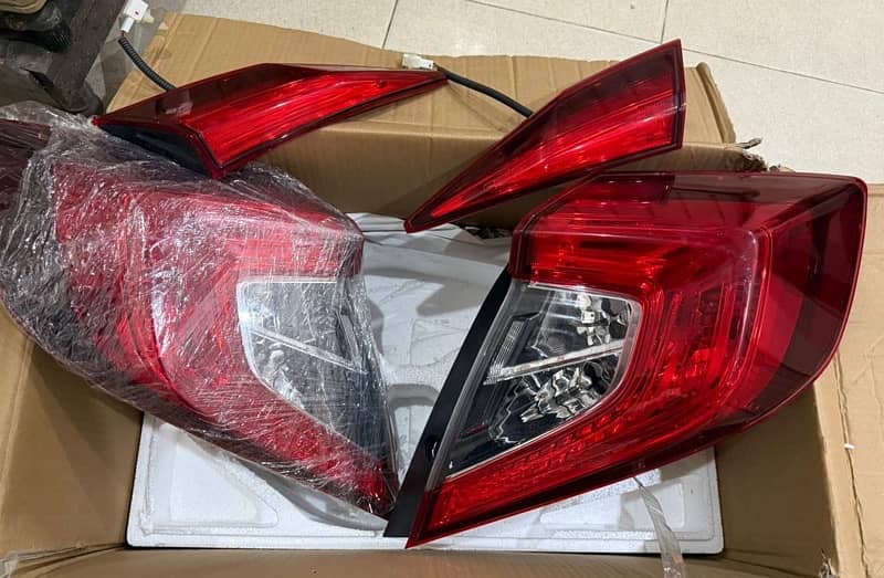 Honda Civic 2017 genuine bumpers and lights 1