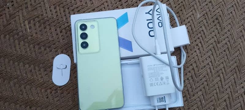 Vivo Y100 Mobile 1