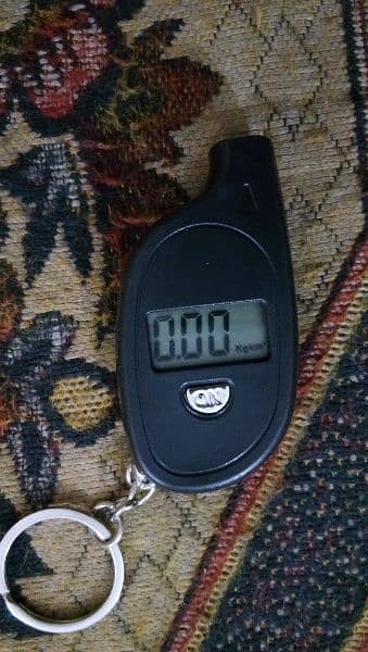 Perfect digital Tyre pressure gauge 4