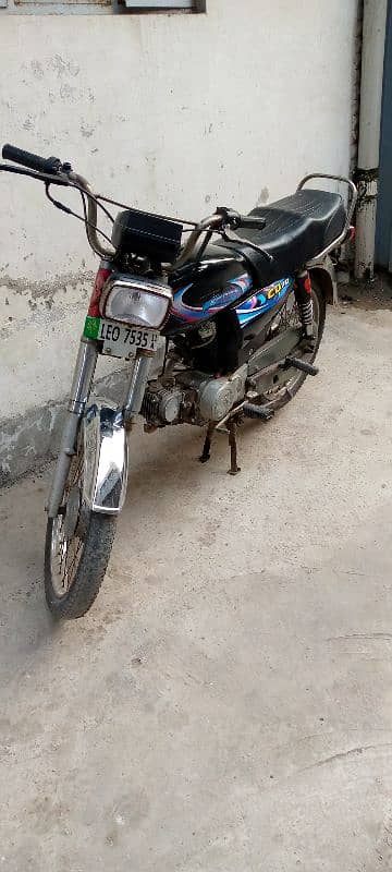 Metro bike 2011 Model 70cc bike good condition registered bike 1