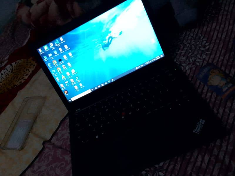 Lenovo x270 0