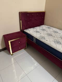 Single Bed Like new