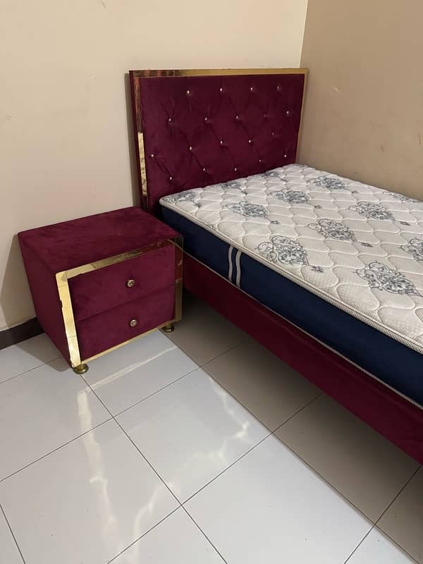 Single Bed Like new 6