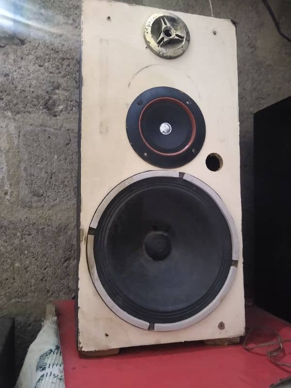 10 inch ky 2 speaker hai behtreen sound behtreen condition 0