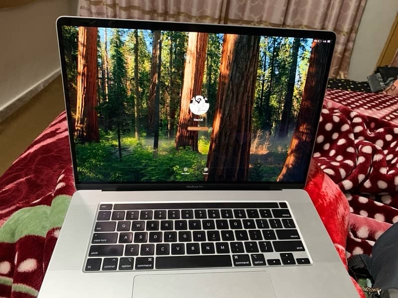 MacBook Pro 2019 0