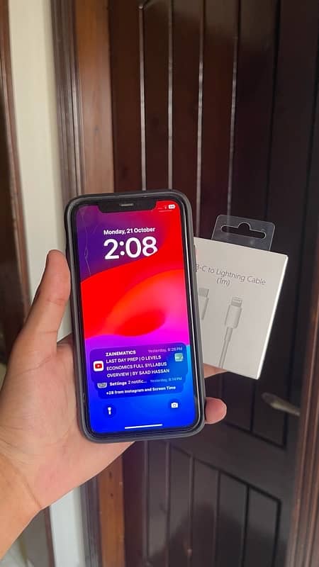 Iphone 11 64gb factory unlock 0