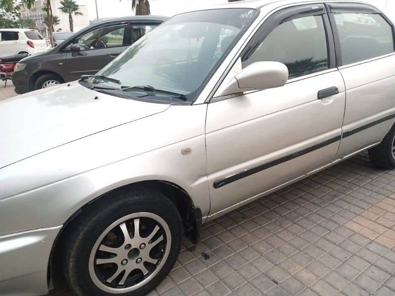 Suzuki Baleno 2002 6