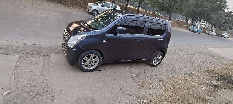 Suzuki Wagon R 2014 1