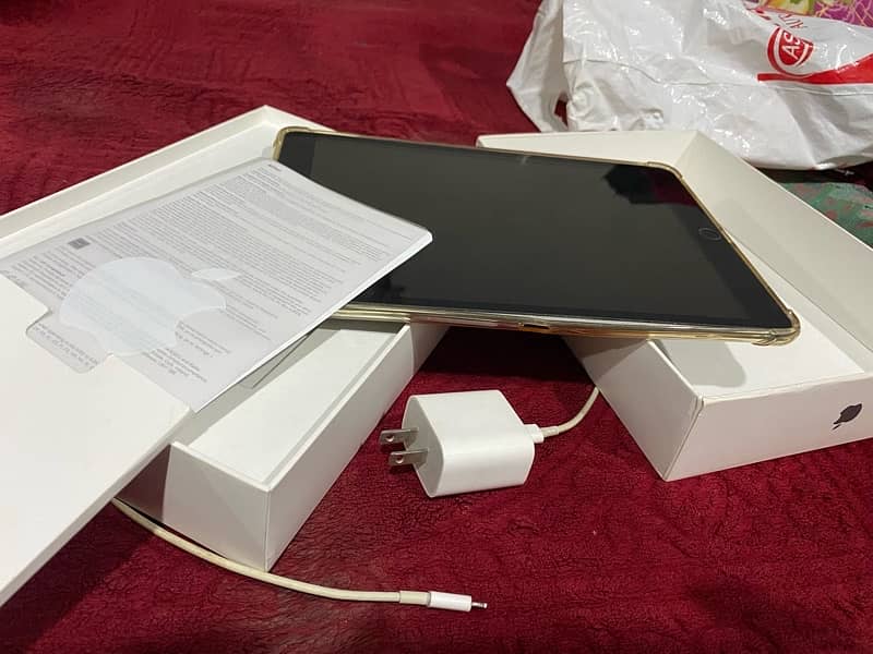 Apple, ipad 9th generation 64gb variant in brand new condition 1