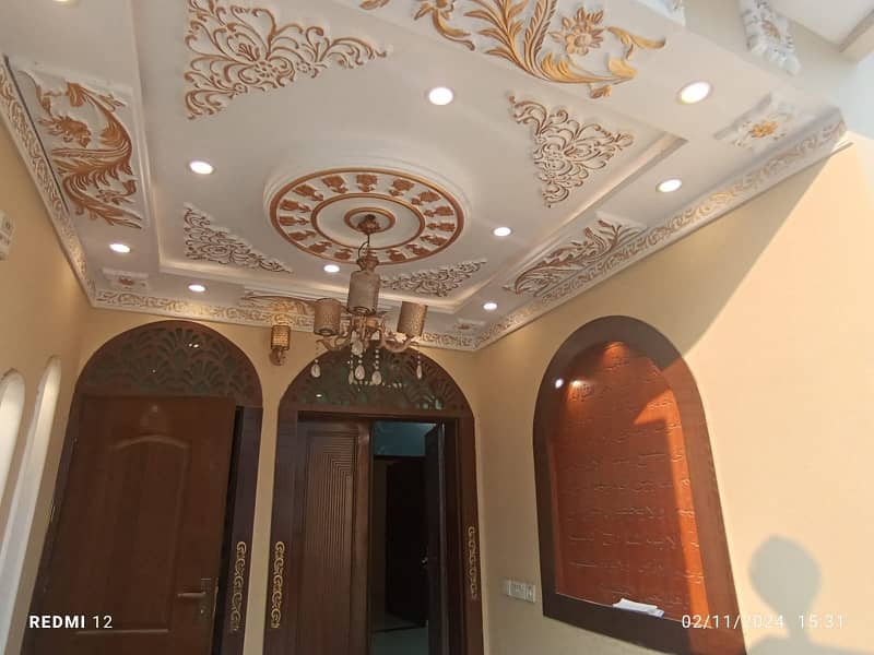 H Block Lavish Beautiful 2.5 Storey House Available For Sale Reasonable Price in Alrehman Garden Phase 2 11