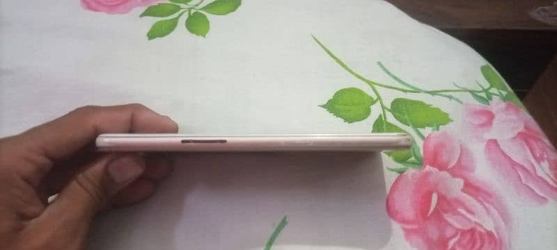 OPPO A37 2