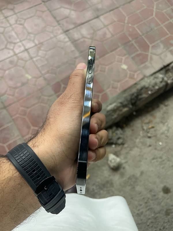 Iphone 14 Pro max Non Pta LLA 4