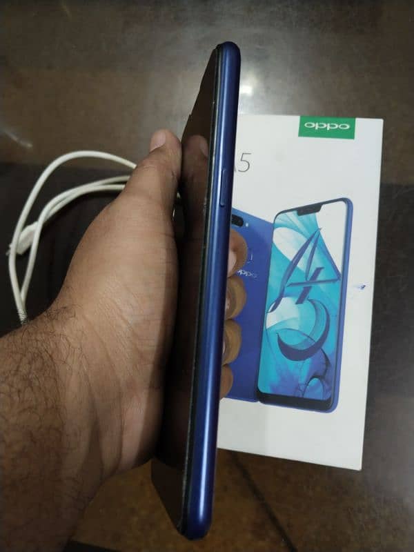 OPPO A5 4