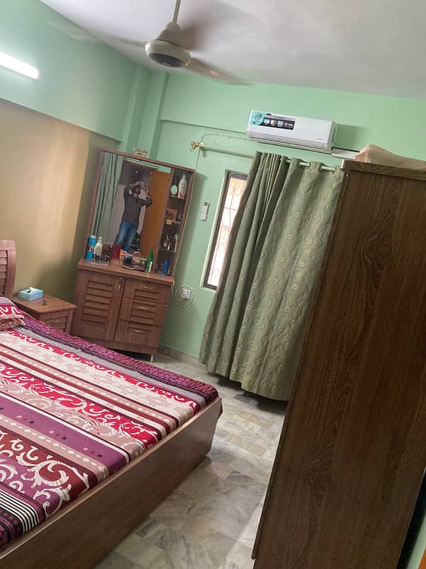 3bed dd flat 2nd floor Asma garden apartment block 1 near khatm e nabuwat chowk 4