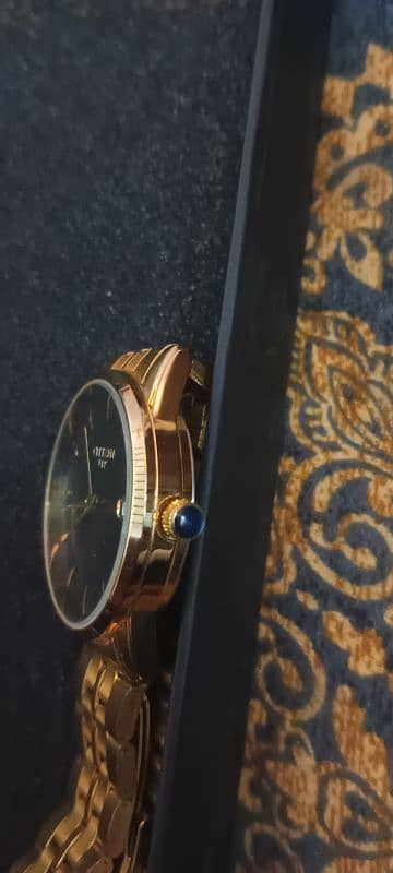 original citizen watch condition 10 by 10  for sale wattsapp number 1