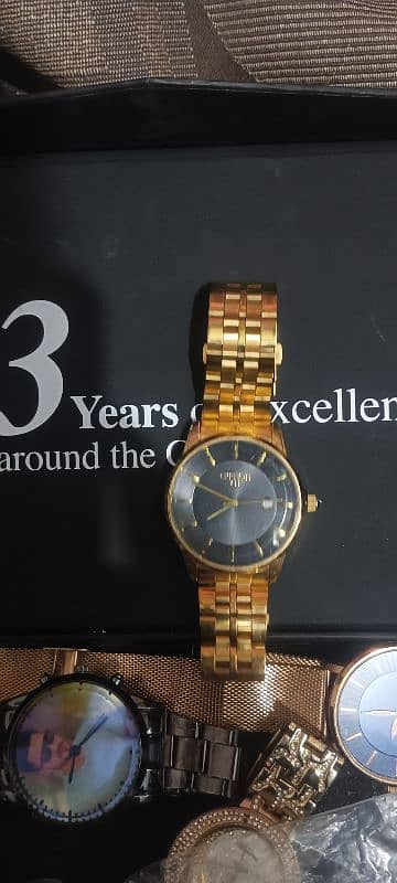 original citizen watch condition 10 by 10  for sale wattsapp number 3