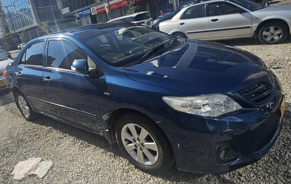 Toyota Corolla GLI 2012 10