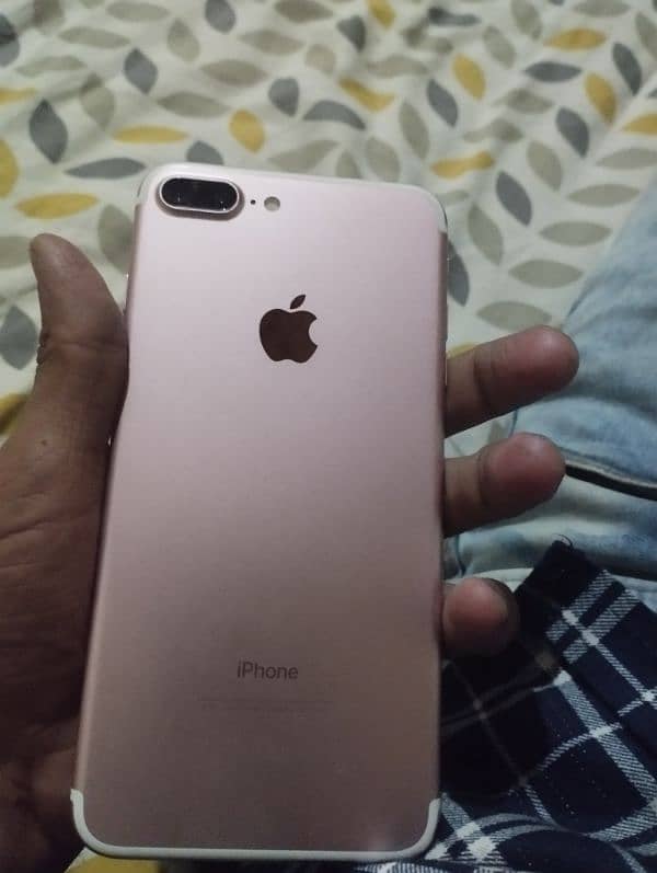 iPhone 7 Plus 128GB PTA Approved. 4