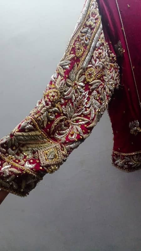 Bridal Barat Lehnga For Sale - Used Just Once - In Perfect Condition 5