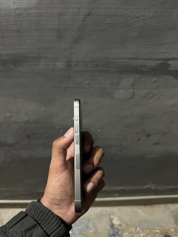 iphone 15 pro Non Pta 256gb LLA (95 percent BH) 1