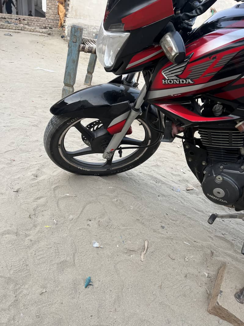 Honda CB 150F 2018 Kot addu 3