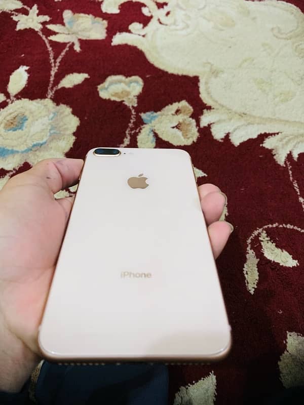 iPhone 8 Plus 64gb non pta Truetone active golden colour 10/10 2